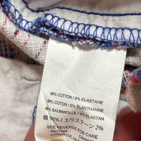 J.Crew Red White Blue Floral Hawaiian Print Chino Shorts Tropical Size 4 - Picture 4 of 8